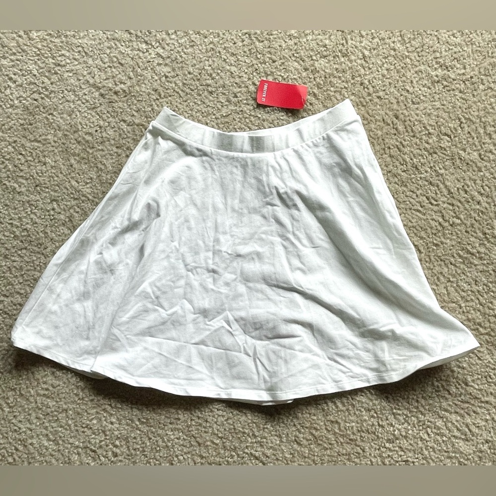 Forever 21 white basic skirt